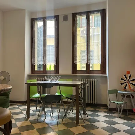 Interno66 *